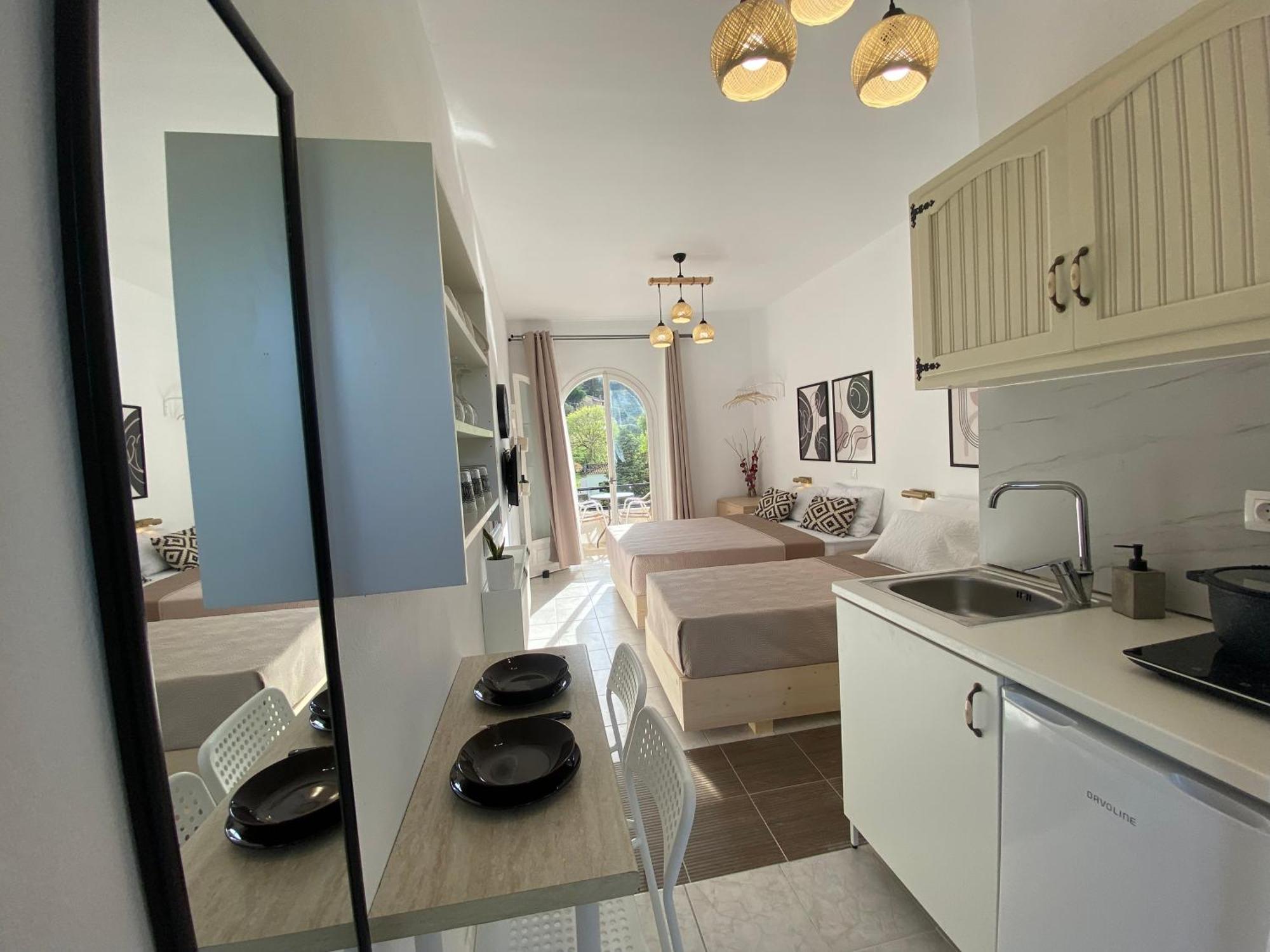 Διαμέρισμα Ameli ,balcony With Mountain View, Kitchenette, 1km To By Likeyourhome Corfu (city)